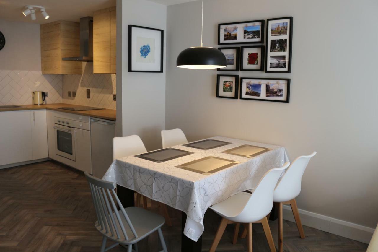 Queens Quarter Holiday Homes (Adults Only) Belfast Exterior photo